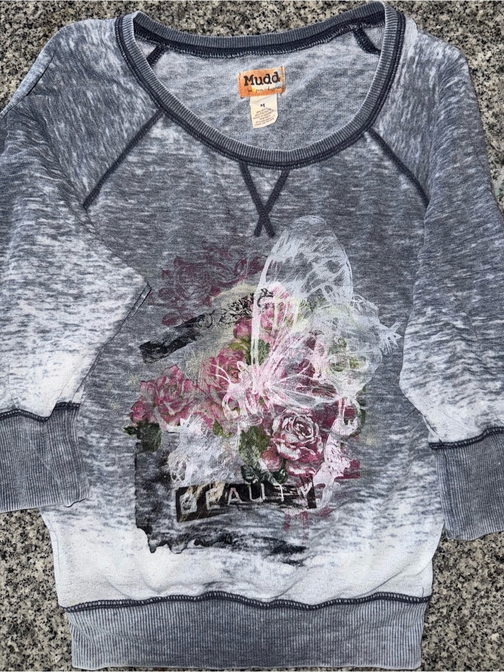 VTG Mudd Y2K Gray Mineral Wash Graphic Sweatshirt Beauty Floral Butterfly